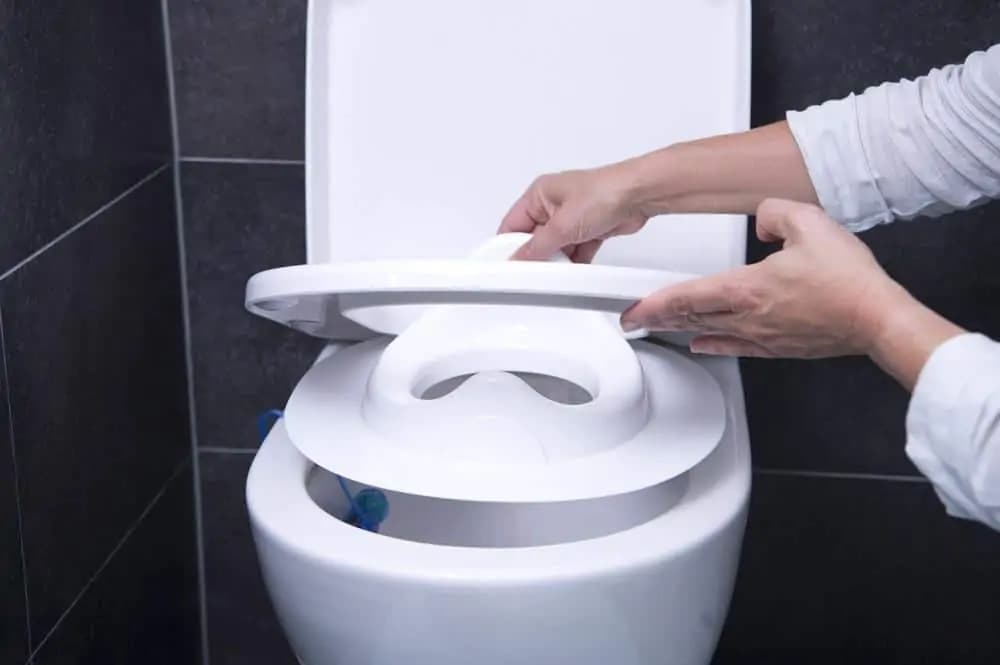 Rotho babydesign Sedátko na WC Bella Bambina - šedé - náhled 4