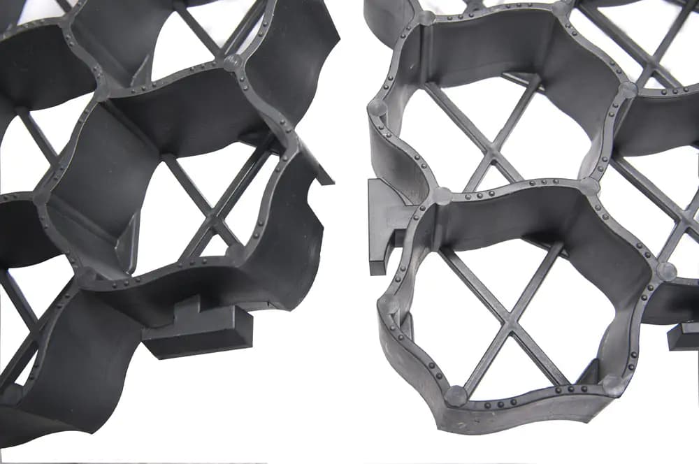 Rojaplast Zatravňovací dlaždice EKOGRID - 60x40x4 cm - černá - náhled 4