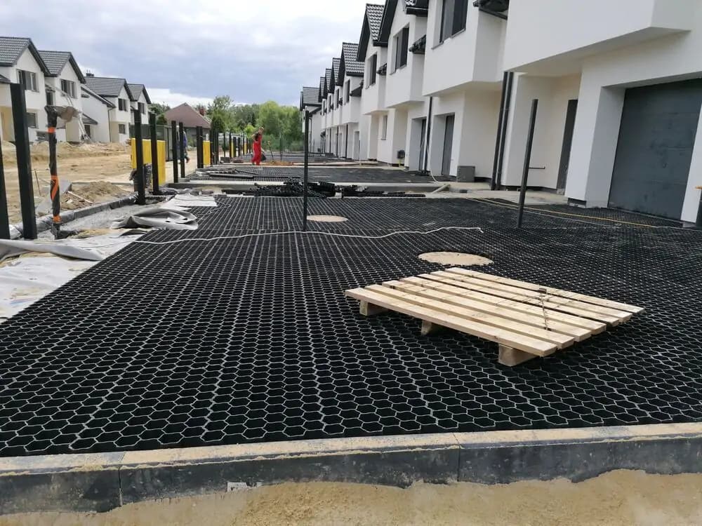 Rojaplast Zatravňovací dlaždice EKOGRID - 60x40x3 cm - černá - náhled 5